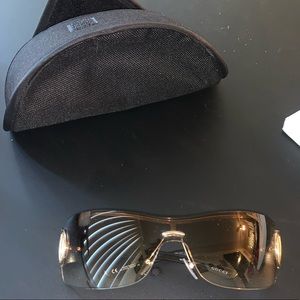 Authentic Gucci Sunglasses GG2712/S